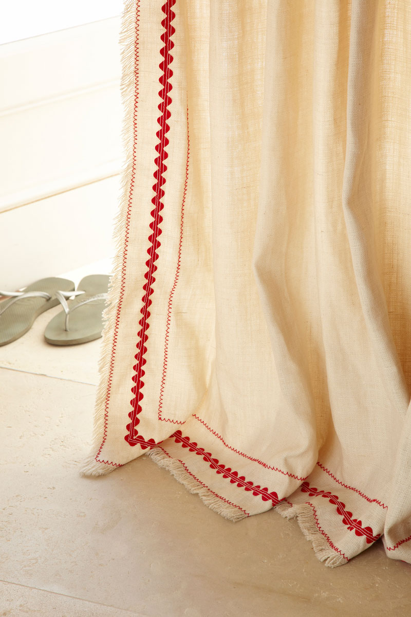 No Chintz curtain trim with frayed edge