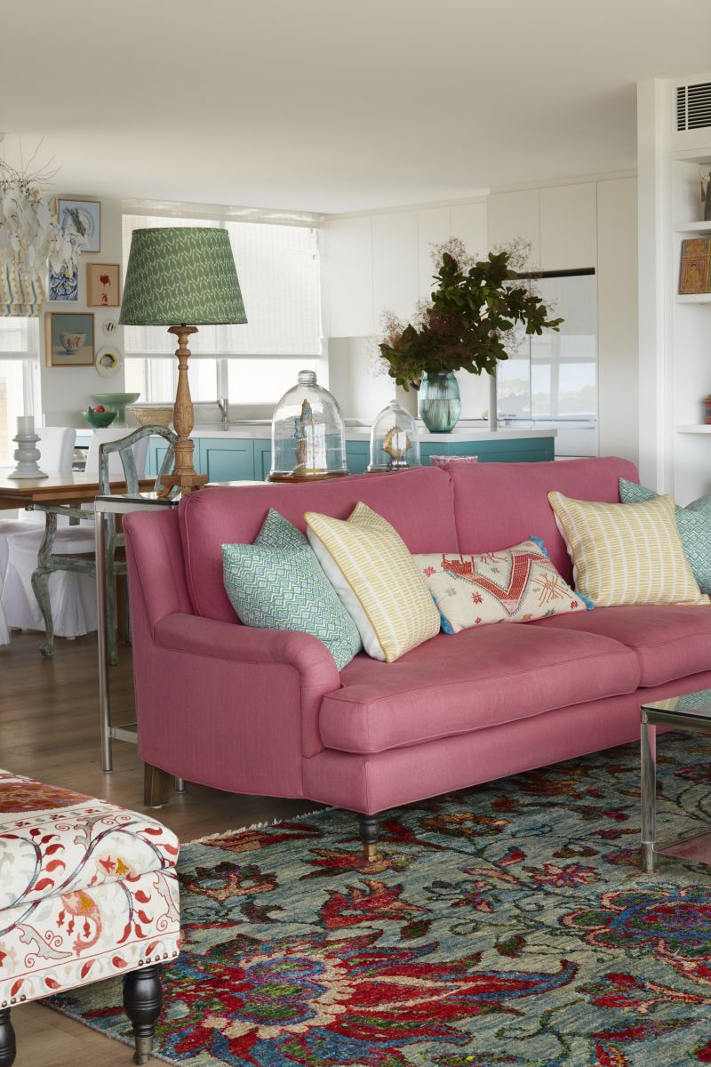 Decorating Your Sofa with Cushions - No Chintz Textiles