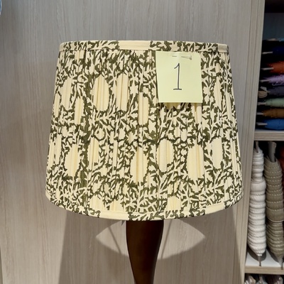 Clover Pleated Lampshade, 38cm x 30cm x 27cm